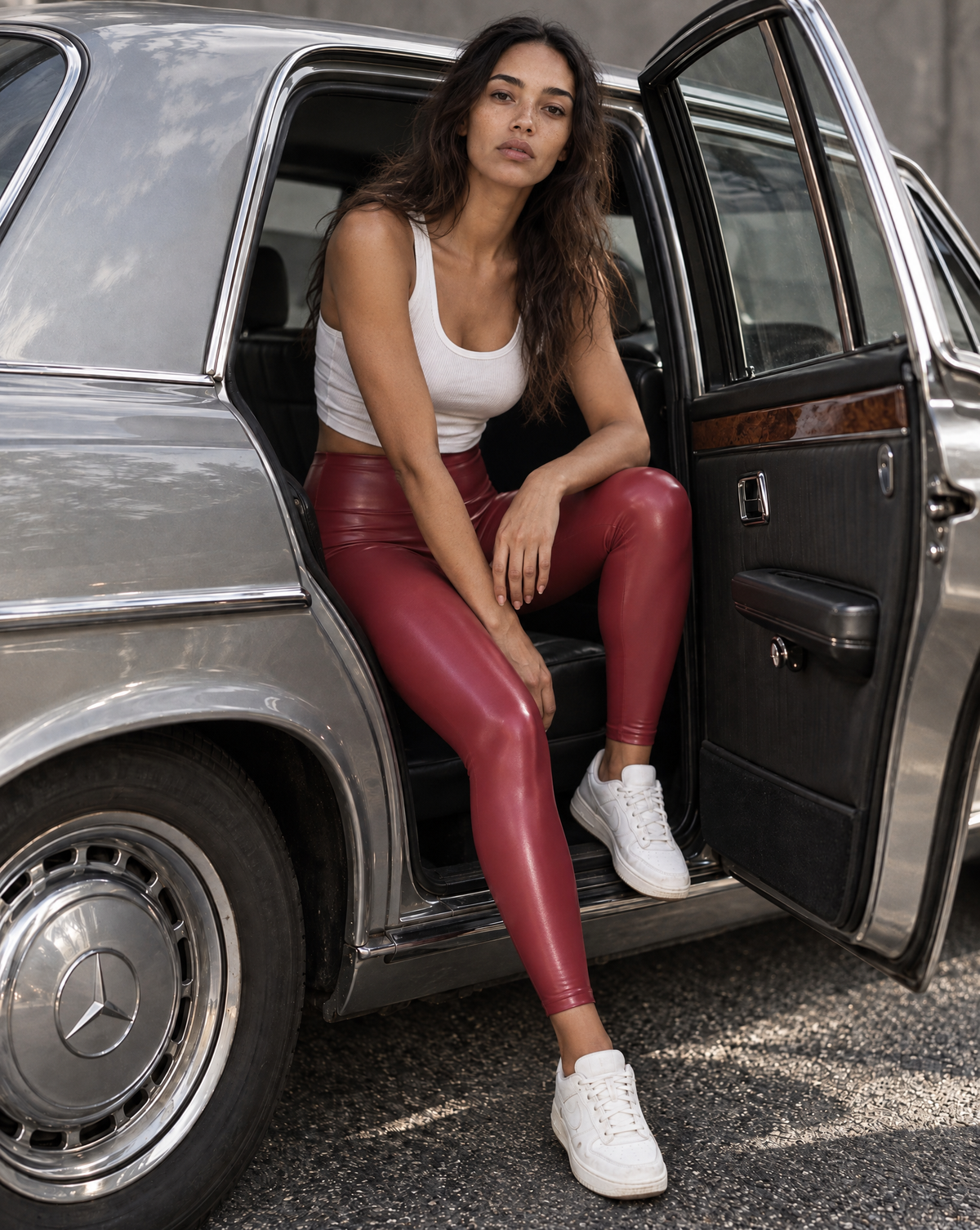 Leather effect leggings