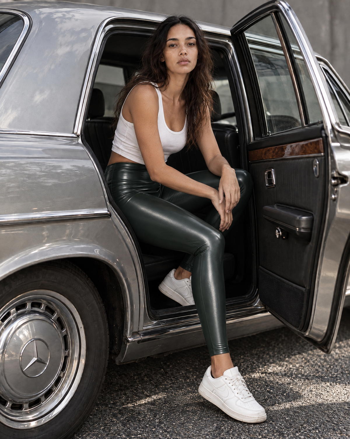 Leather effect leggings